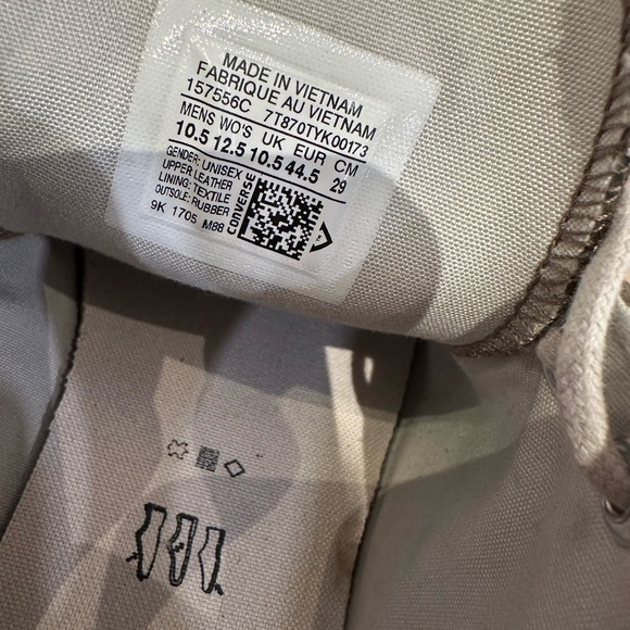 CONVERSE Classic Olive Green Canvas Sneakers - Picture 8 of 8